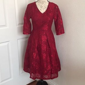 Plus Size V Neck Lace Dress